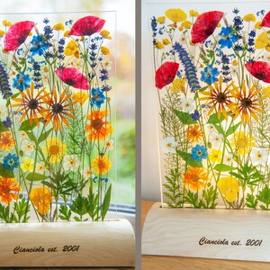 Birthday Gift for Mom Wife Table Lamp Lavenders Poppies Gift for Her, Real Flower Gift for Mum Flower Lamp Nightlight, Lamp for Table